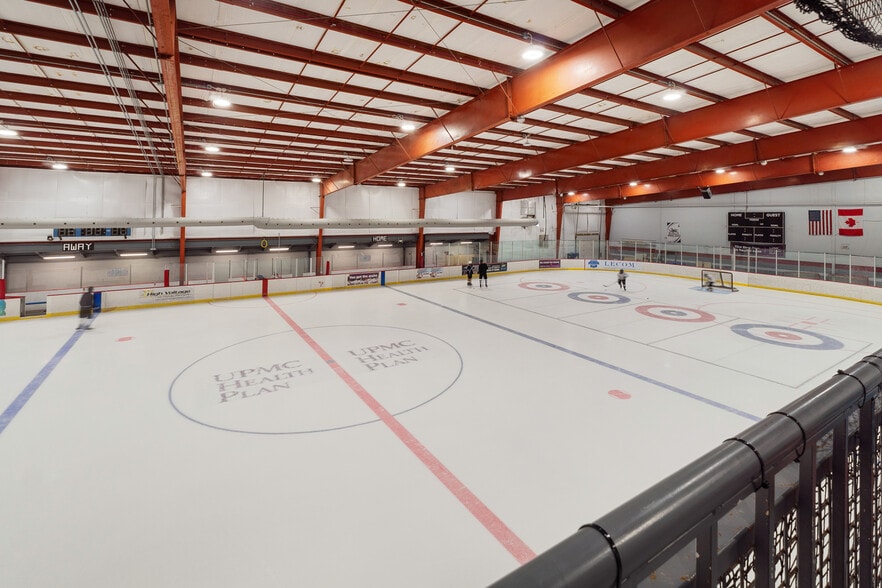 More Photos Of 8159 Oliver Rd, Erie Skating Rink For Sale
