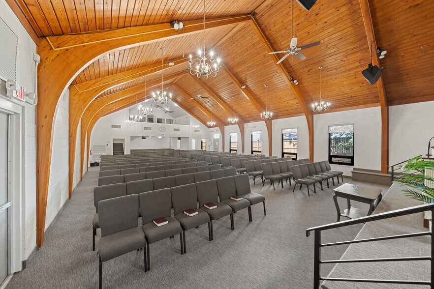 More Photos Of 219 Georgetown Rd, Raleigh Religious Facility For Sale