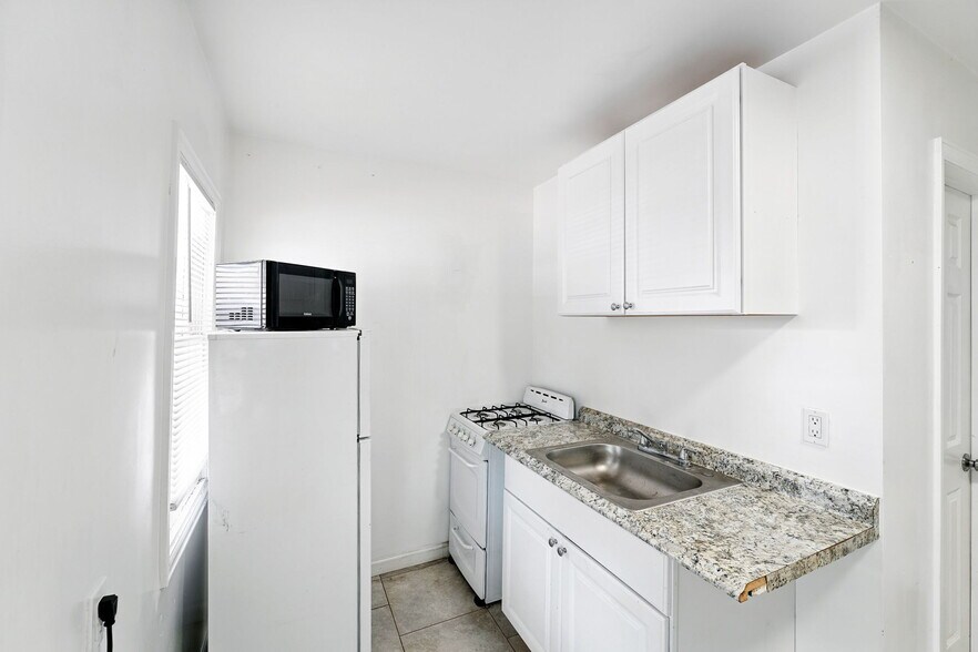 More Photos Of 3620-3626 W Colorado Ave, Colorado Springs Apartments For Sale