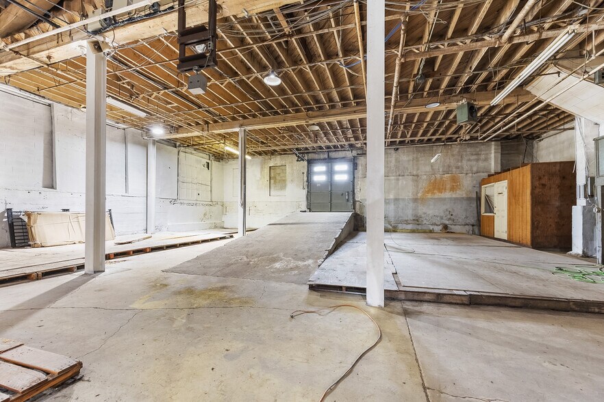 More Photos Of 50 Hulmeville Ave, Penndel Warehouse For Sale
