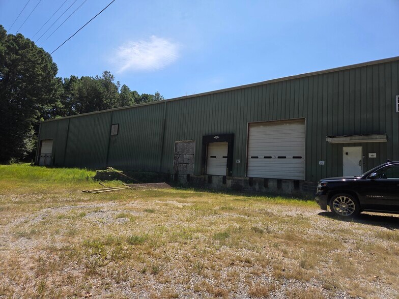 More Photos Of 407 Glasgow St, Aberdeen Manufacturing For Sale