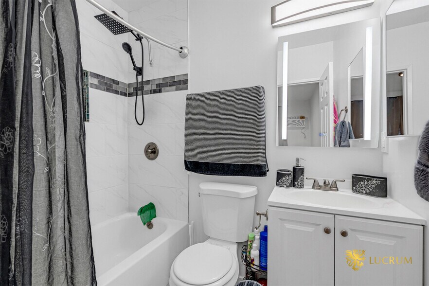 More Photos Of 6652 Darby Ave, Reseda Apartments For Sale