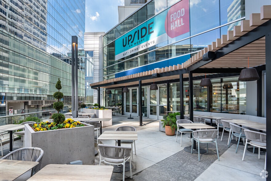 More Photos Of 1700 N Moore St, Arlington Office For Lease