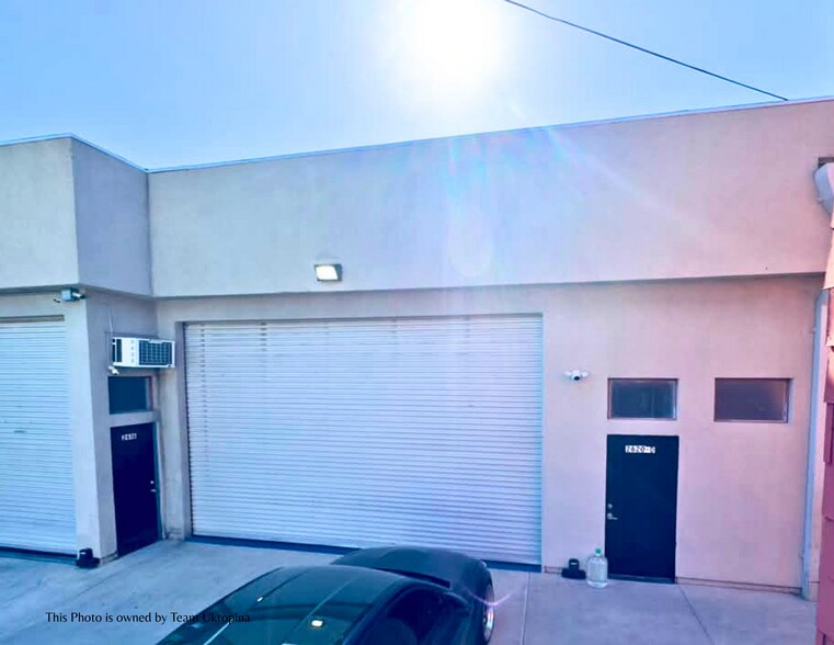 Primary Photo Of 2610-2622 E Foothill Blvd, Pasadena Warehouse For Lease
