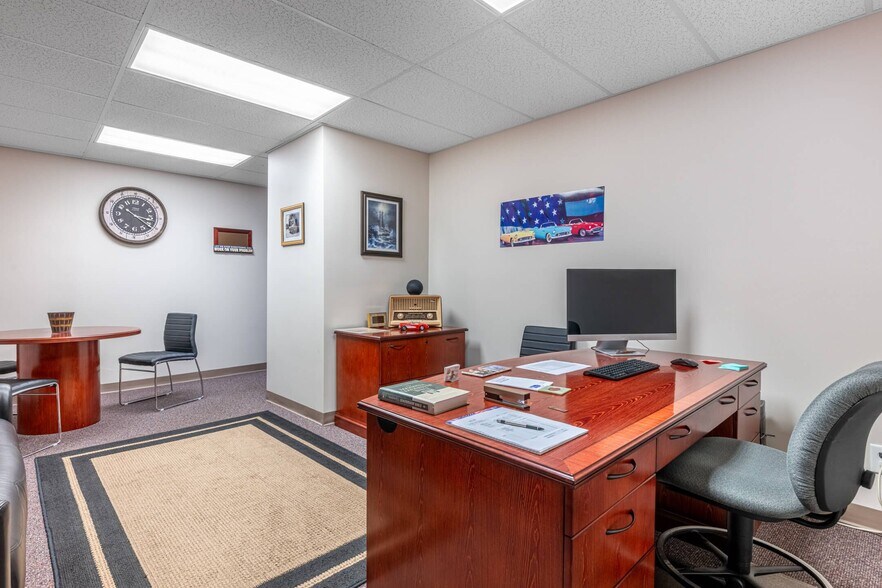 More Photos Of 5020 Frederick Pike, Dayton Warehouse For Sale