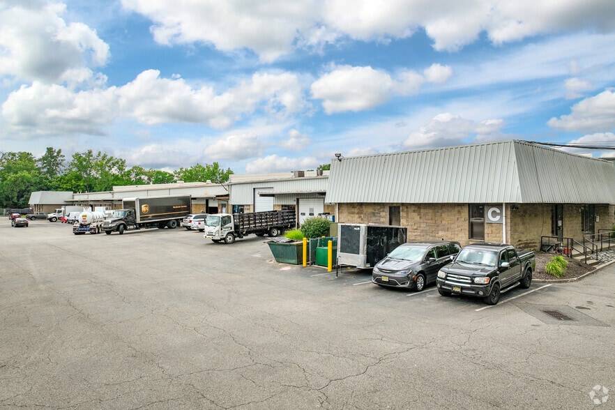 More Photos Of 1 Madison St, East Rutherford Manufacturing For Lease