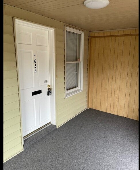 More Photos Of 635 Main St, Reisterstown Office For Sale