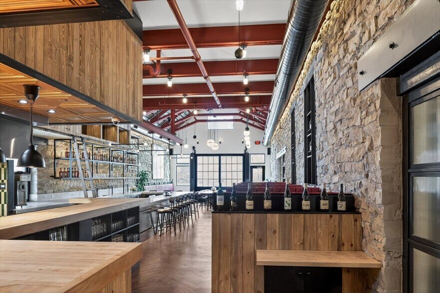 More Photos Of 185 N Lena St, Ridgway General Retail For Lease