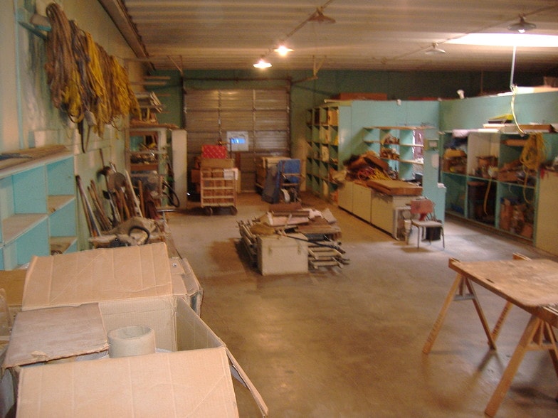 More Photos Of 301 Missouri Ave, Fort Worth Warehouse For Sale