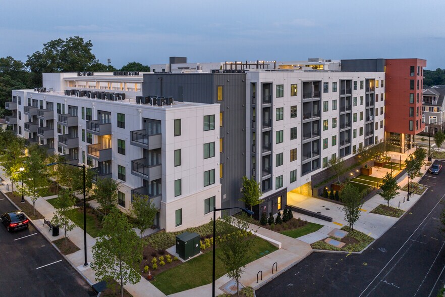 More Photos Of 982 Memorial Dr SE, Atlanta Apartments For Lease