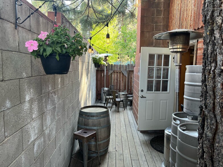 More Photos Of 963 3rd St, South Lake Tahoe Office Residential For Sale