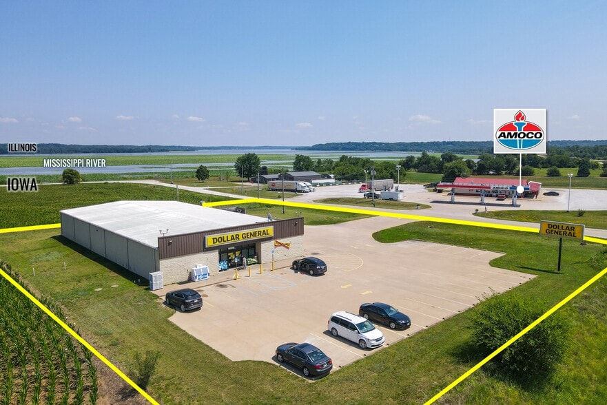 Primary Photo Of 2505 280th St, Montrose Freestanding For Sale