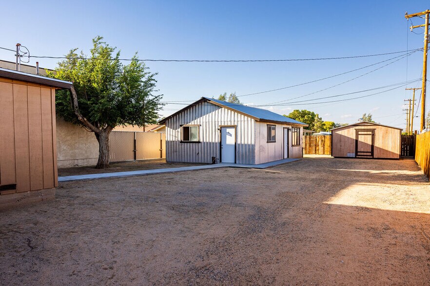 More Photos Of 6618 Inyokern Rd, Inyokern Office For Sale