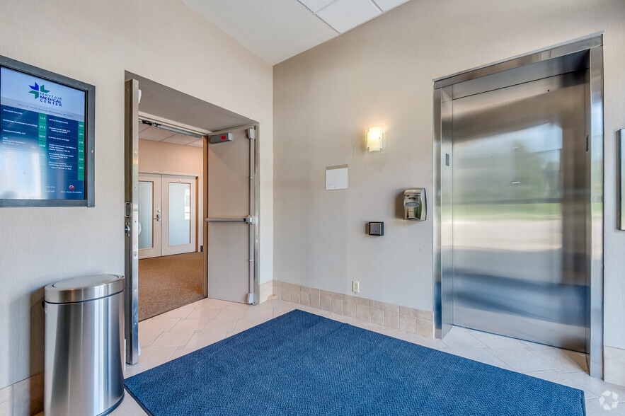 More Photos Of 10625 W North Ave, Milwaukee Medical For Lease