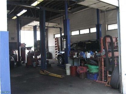 More Photos Of 72 Berlin Rd, Stratford Auto Repair For Sale
