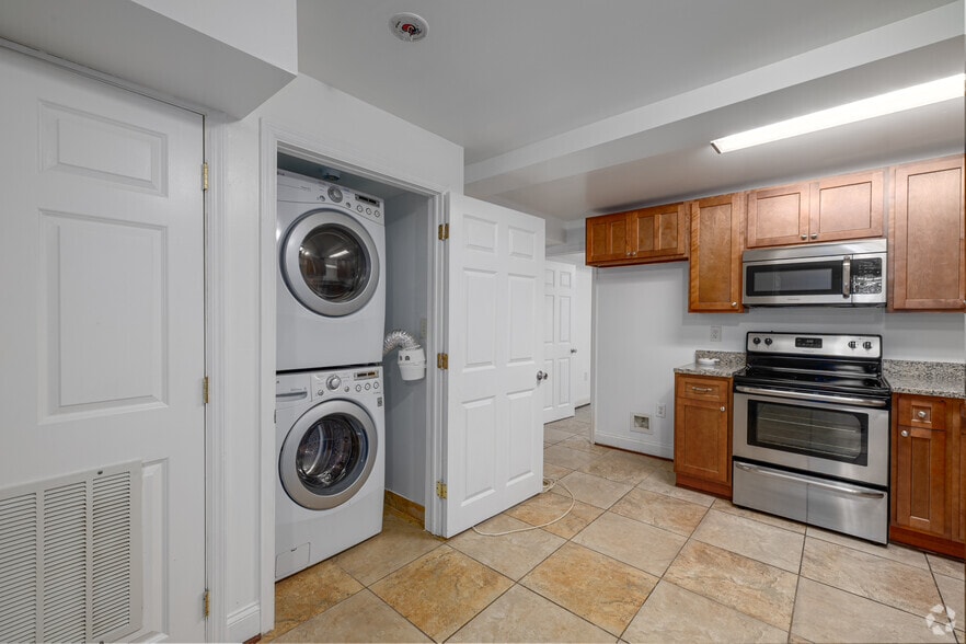 More Photos Of 841-847 Whitelock St, Baltimore Apartments For Sale