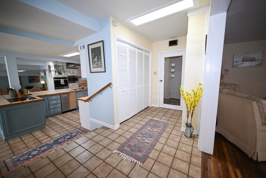More Photos Of 2759 County Road 411, Berryville Hotel For Sale