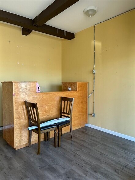 More Photos Of 527 Nantasket Ave, Hull Apartments For Lease