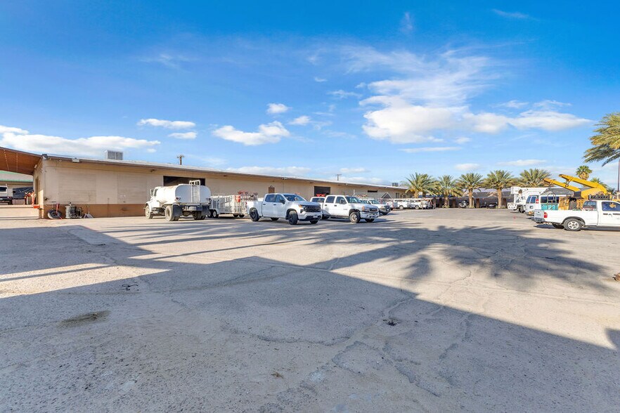More Photos Of 81500 Industrial Pl, Indio Warehouse For Sale