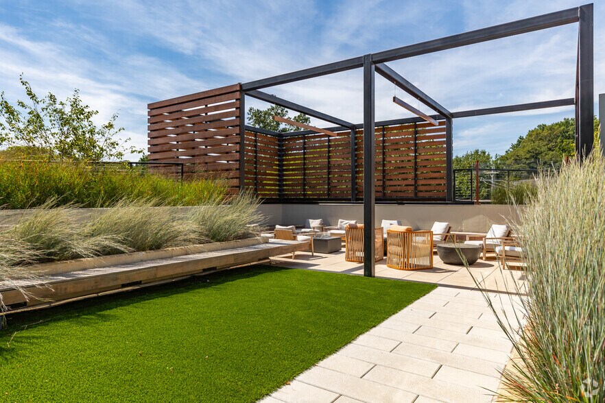 More Photos Of 4400 Calvert Rd, College Park Apartments For Lease