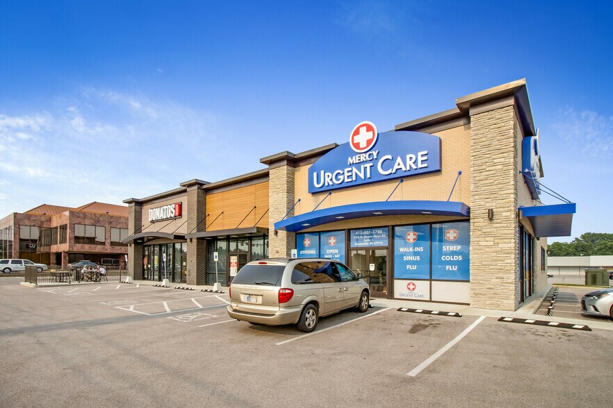 More Photos Of 710 S Green River Rd, Evansville Storefront For Lease