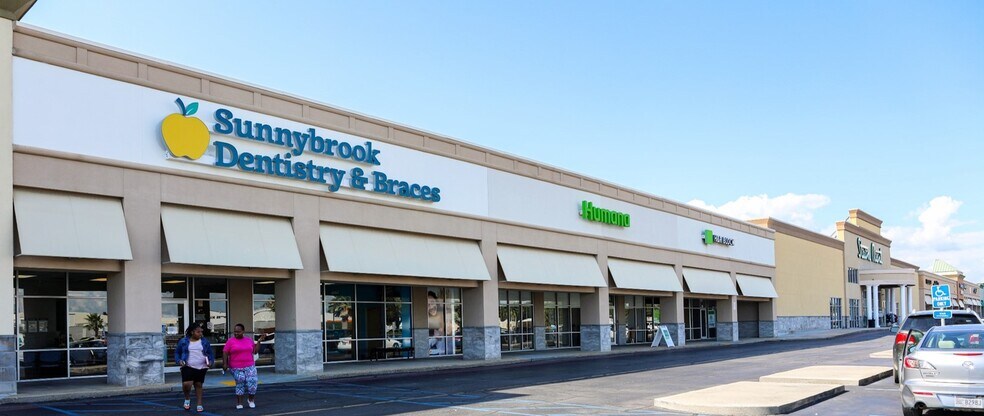 More Photos Of 2650 Beach Blvd, Biloxi Storefront For Lease