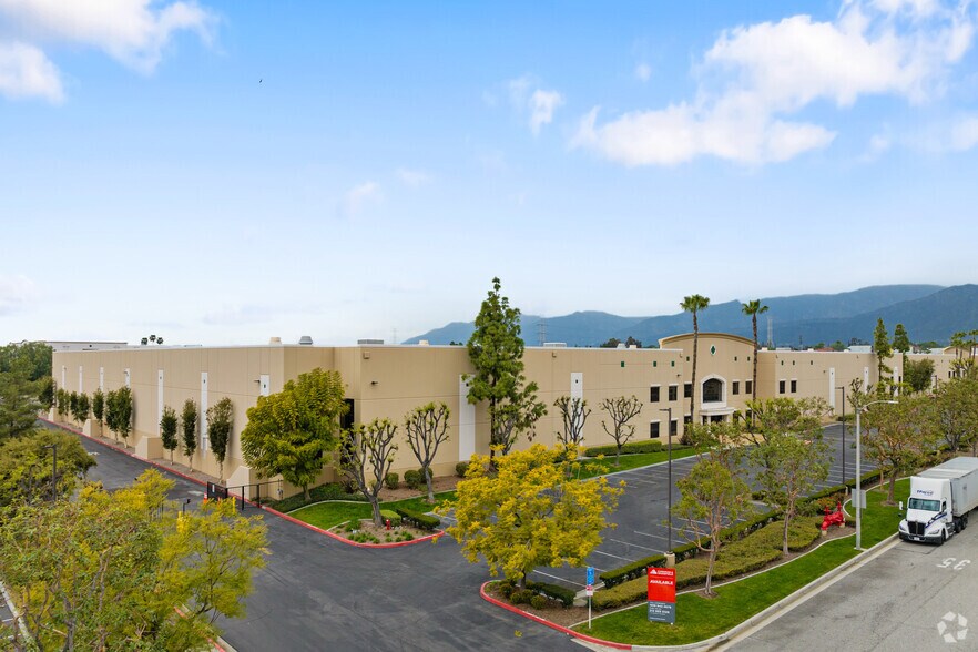 Primary Photo Of 5091 4th St, Irwindale Warehouse For Lease