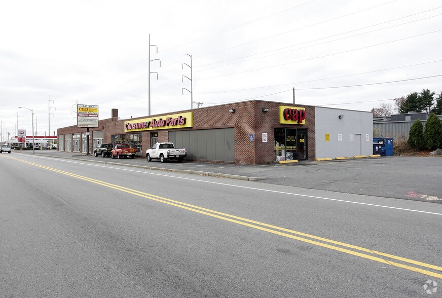 More Photos Of 641-651 W Boylston St, Worcester Unknown For Lease