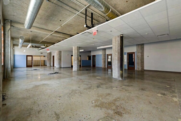 More Photos Of 117 W 20th St, Kansas City Apartments For Lease
