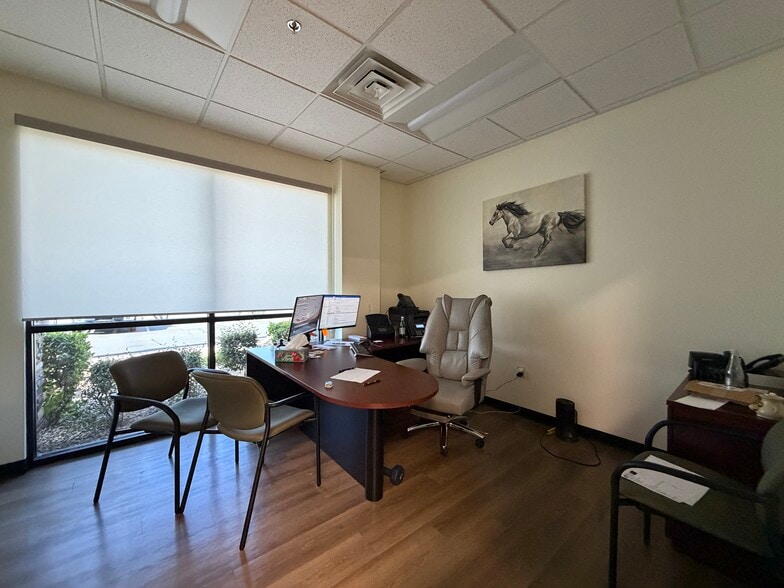More Photos Of 6332 S Rainbow Blvd, Las Vegas Medical For Lease