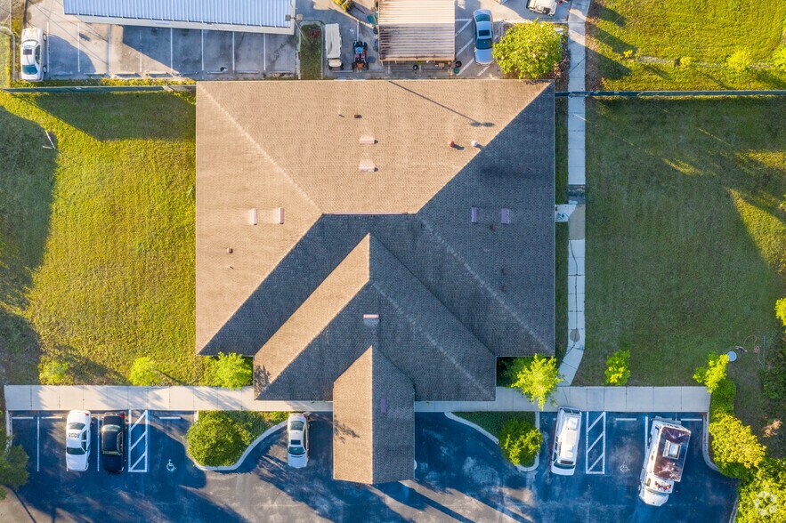 More Photos Of 1279 County Road 210 W, Jacksonville Office For Sale