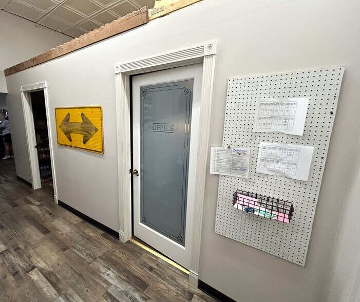 More Photos Of 200 W Main St, Council Grove Storefront Retail Residential For Sale