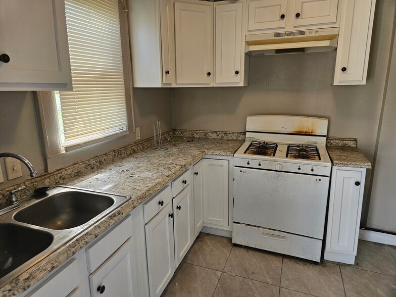 More Photos Of 1038 Lockbourne Rd, Columbus Apartments For Sale