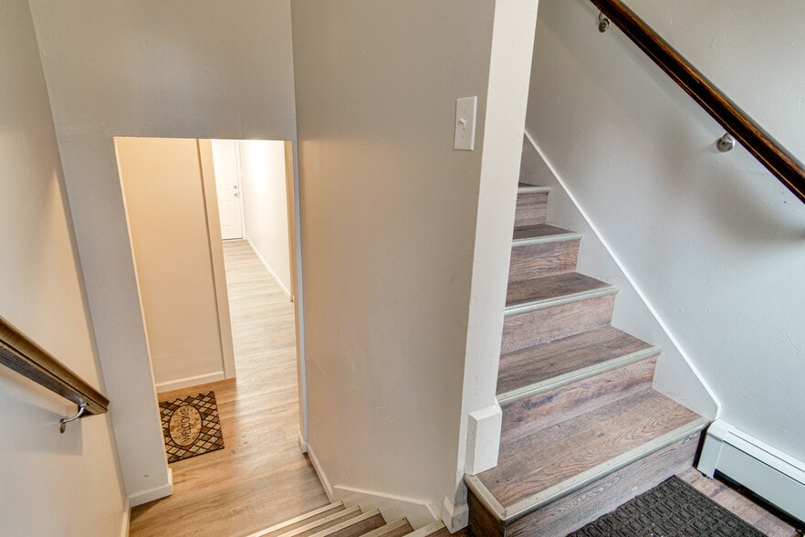 More Photos Of 112 N Hazelton St, Flushing Multifamily For Sale