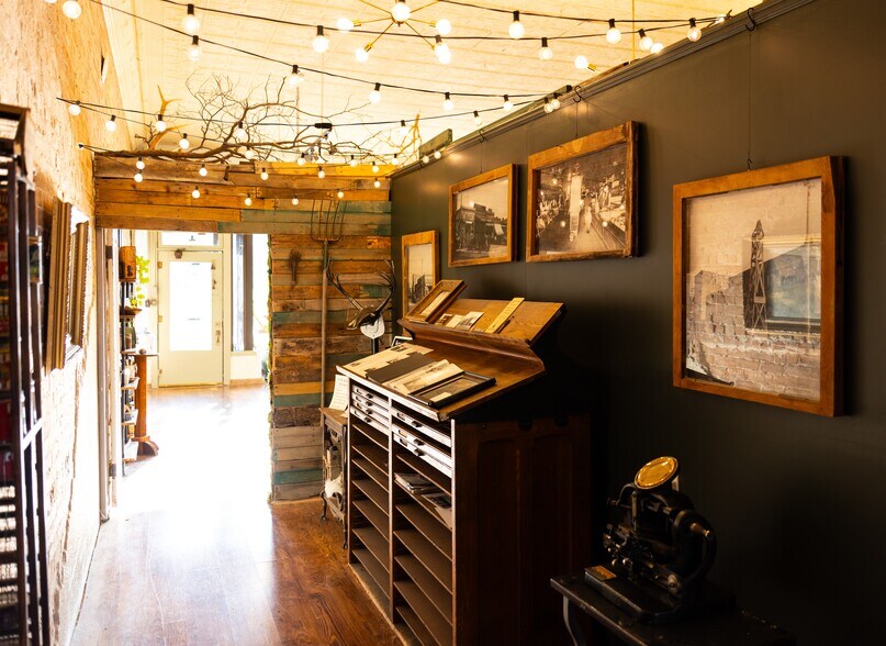 More Photos Of 23 N Main St, Ellinwood Storefront For Sale