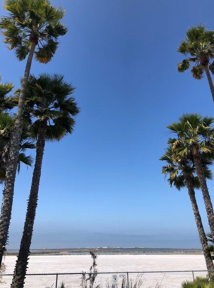 More Photos Of 1120 Bay Blvd, Chula Vista Unknown For Lease