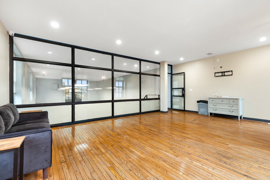 More Photos Of 667 3rd Ave, Brooklyn Loft Creative Space For Sale