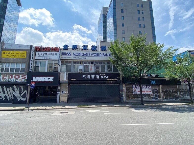 More Photos Of 13514 Northern Blvd, Flushing Storefront Retail Office For Sale