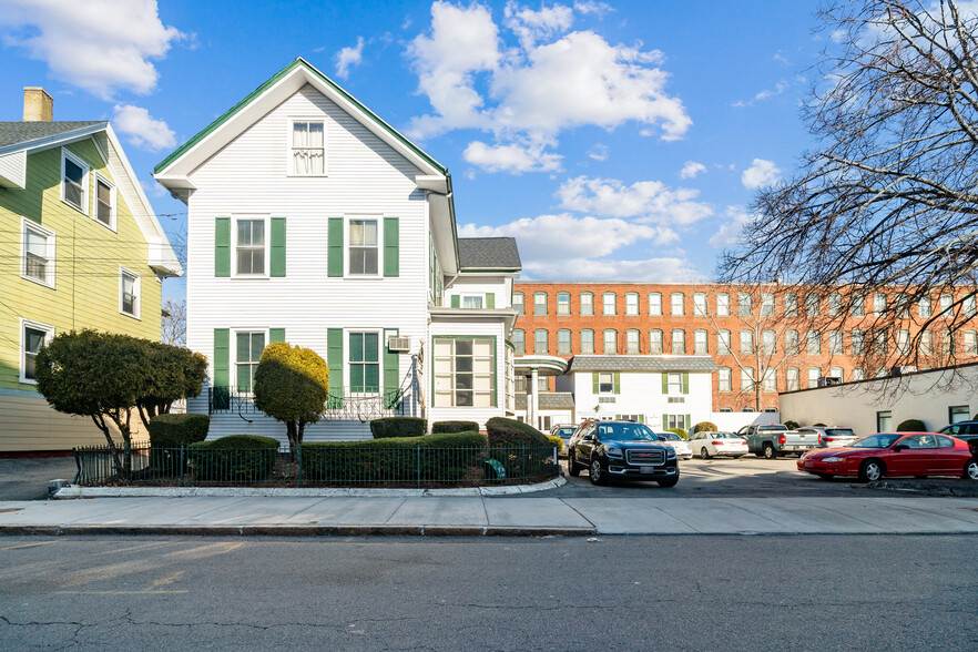 Primary Photo Of 15 Johnson St, Lynn Flex For Sale