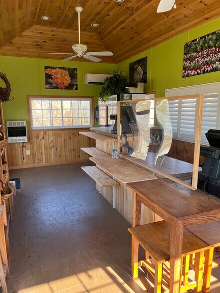 More Photos Of 5996 Augustine Herman Hwy, Cecilton Land For Lease