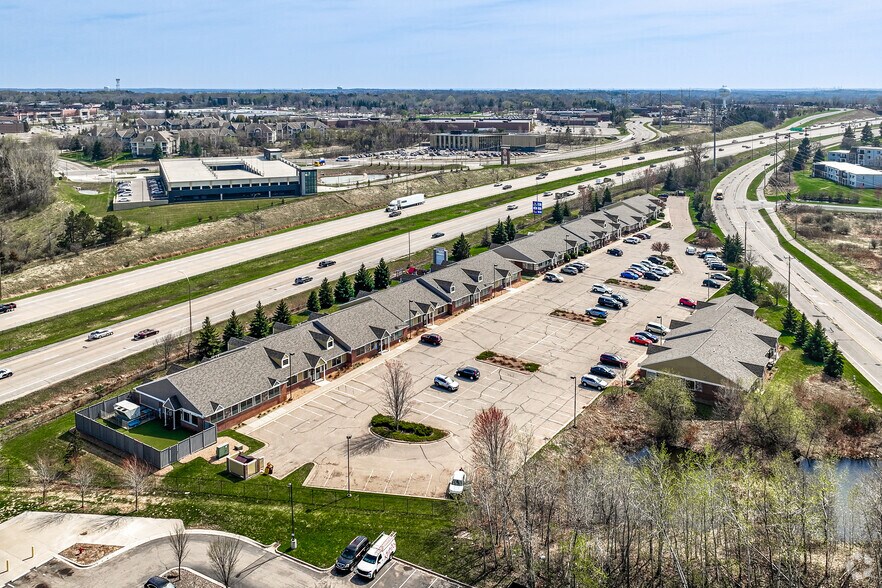 More Photos Of 1063-1123 Weir Dr, Woodbury Medical For Sale