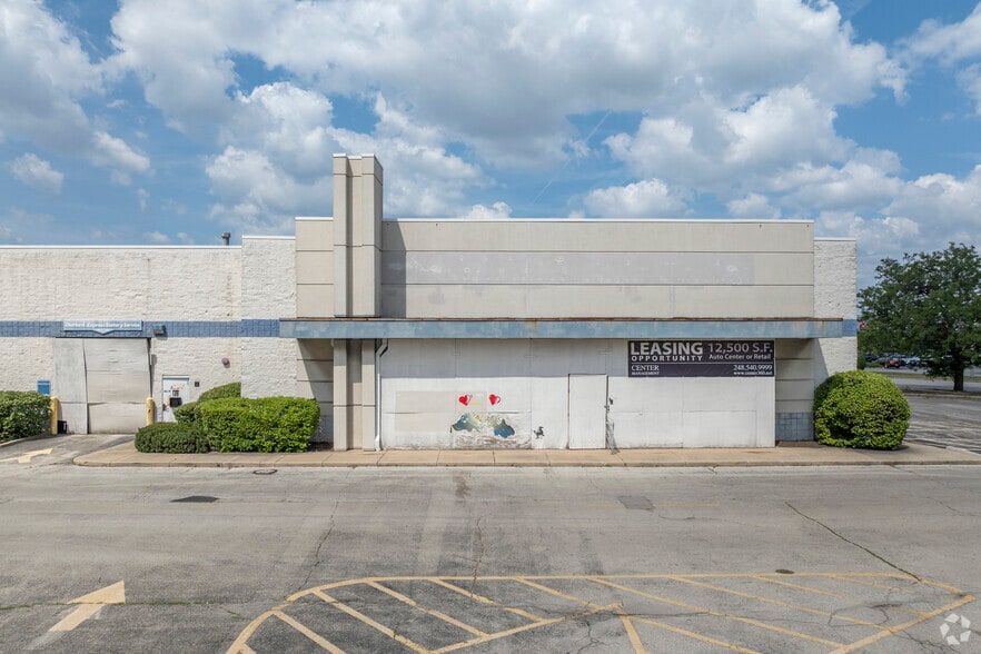 More Photos Of 7400-7414 S Cicero Ave, Chicago Freestanding For Sale