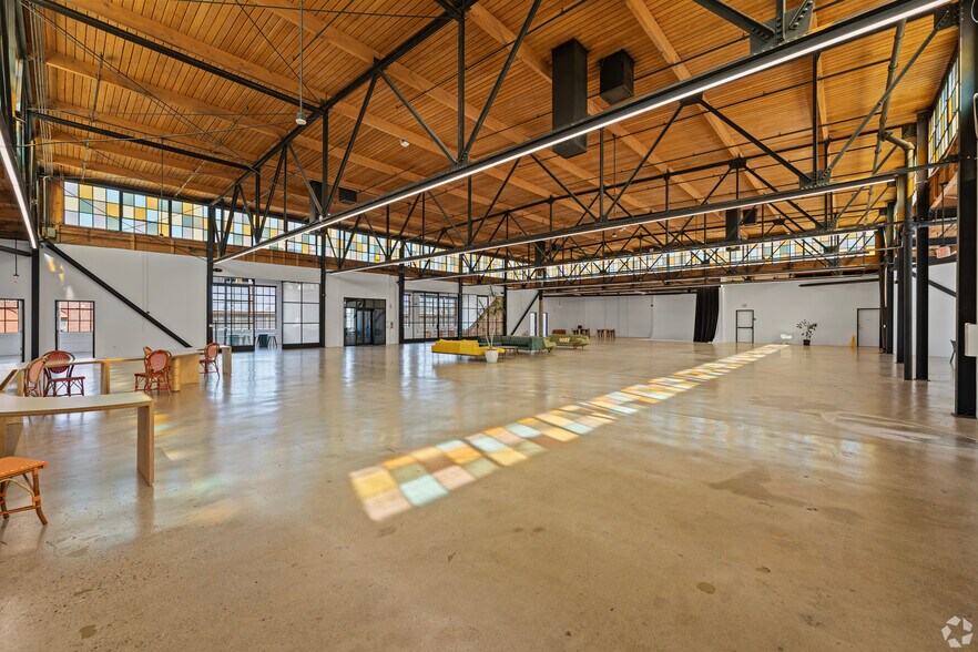 More Photos Of 1451 E 4th St, Los Angeles Office For Lease