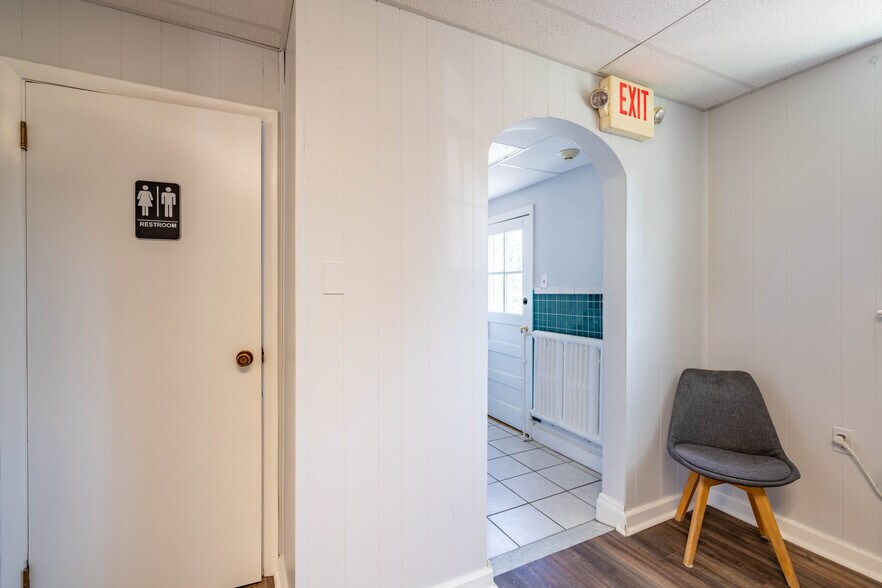 More Photos Of 1900 Old York Rd, Abington Apartments For Sale