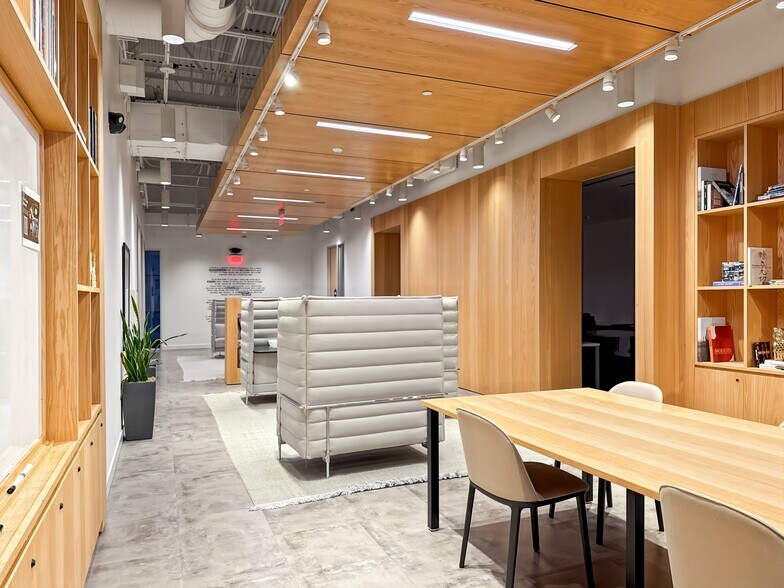 More Photos Of 6600 Chase Oaks Blvd, Plano Coworking Space