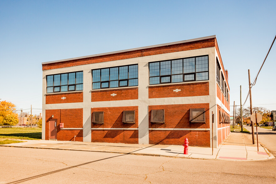 Primary Photo Of 2600 Cochrane St, Detroit Warehouse For Sale