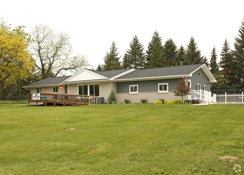 More Photos Of 1025 Yorkshire Dr, Howell Daycare Center For Sale