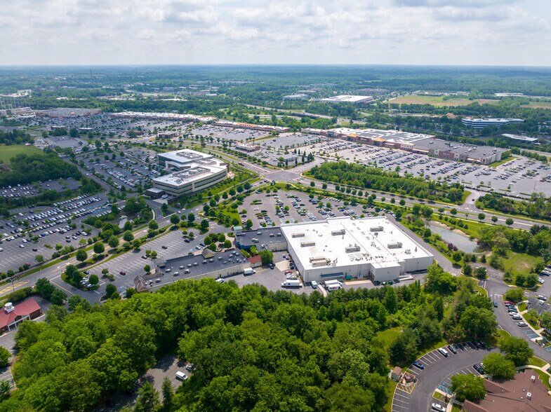 More Photos Of 210-350 Young Ave, Moorestown Unknown For Lease