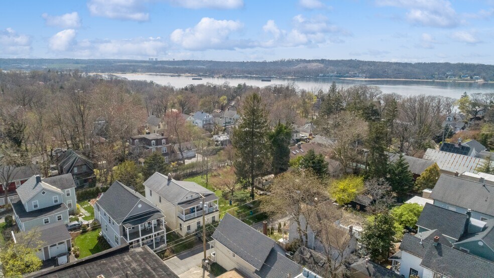 More Photos Of 303 Sea Cliff Ave, Sea Cliff Restaurant For Lease