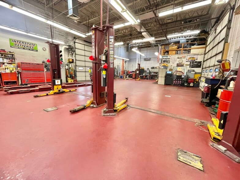 More Photos Of 20 Linden Pl, Port Jefferson Service For Sale